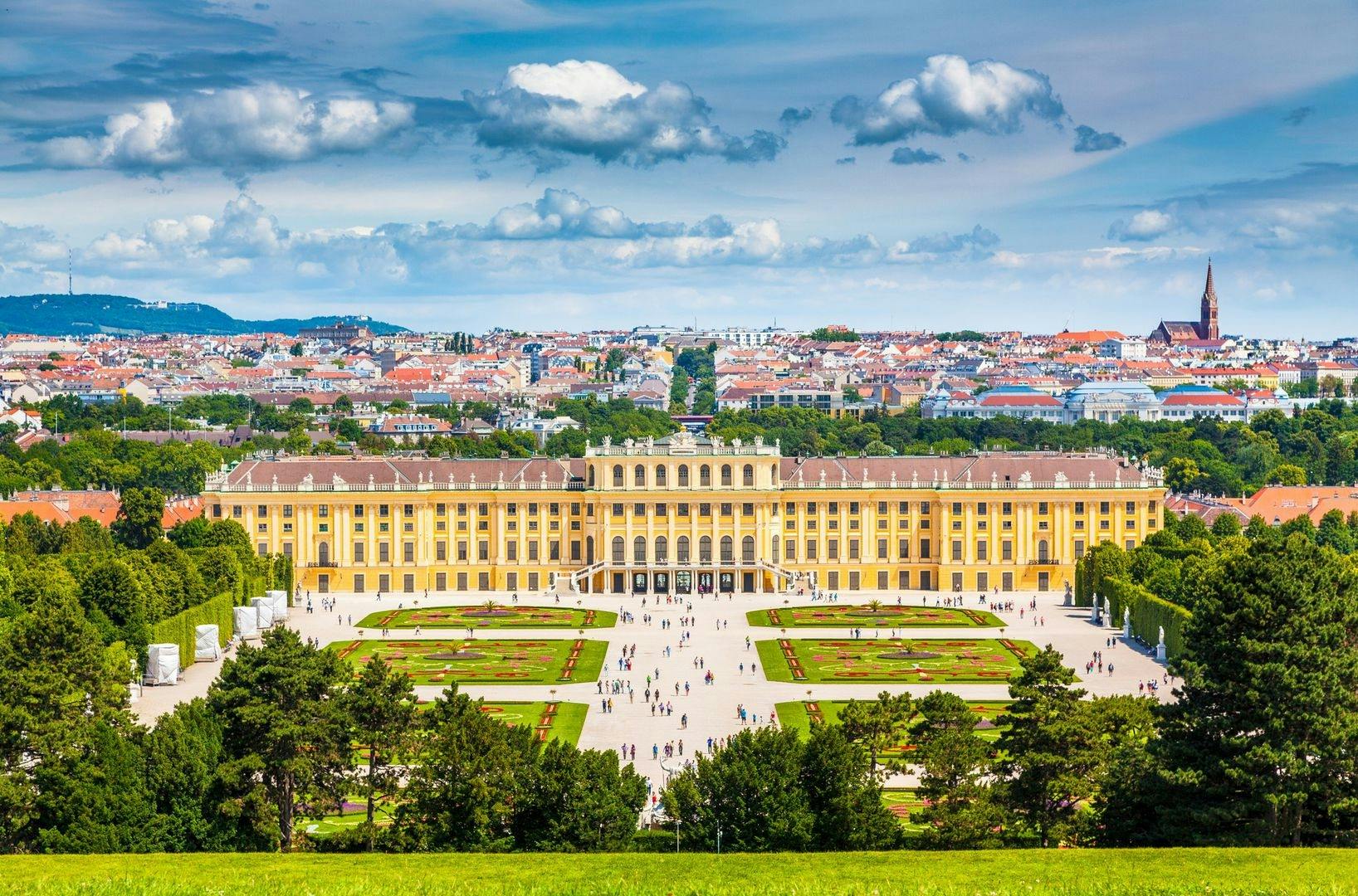 Self-guided grand tour of Schönbrunn Palace  entrance ticket