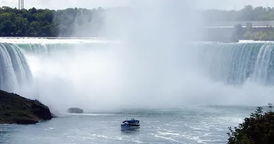 Excursión a las cataratas del Niágara con paseo en barco desde Toronto