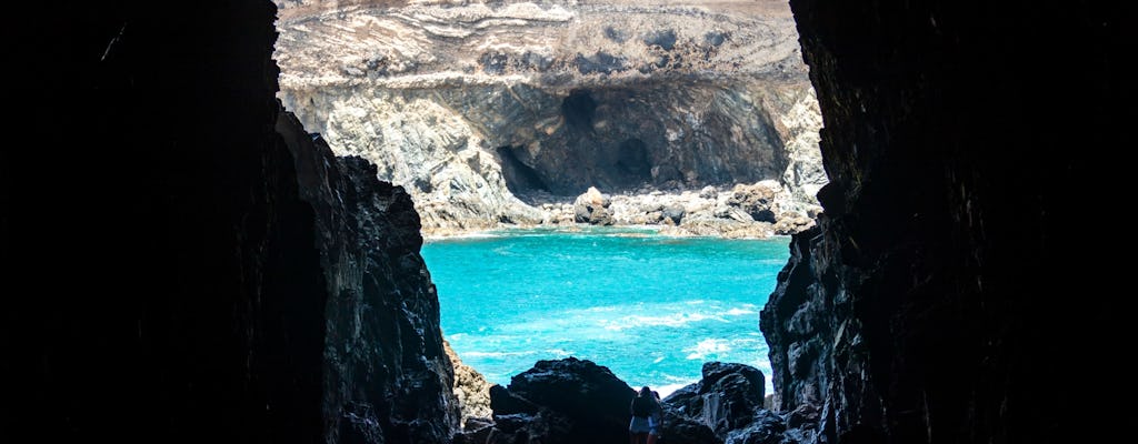 Tour por pueblos, cuevas y granjas de Fuerteventura con almuerzo