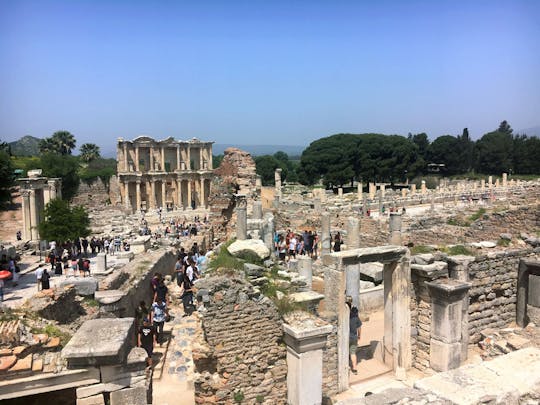 Oude Efeze Tour met Demonstratie Pottenbakken