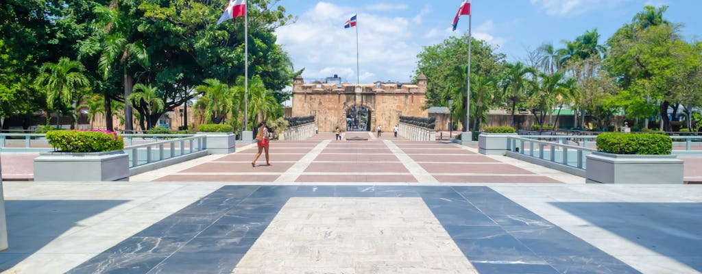 Santo Domingo private tour with 4D cinema experience