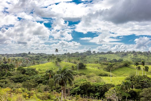 Anamuya Mountains Small Group Walking Tour