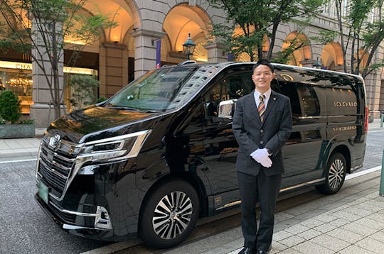 Private transfer from New Shintitose airport (CTS) to Sapporo