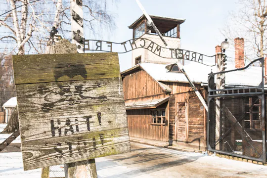 Visita guiada a Auschwitz e à mina de sal, com recolha em Cracóvia