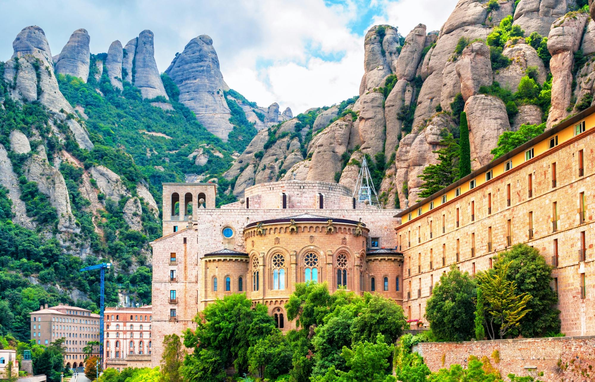 Visita coral Montserrat y Escolania con transporte ida y vuelta desde Barcelona