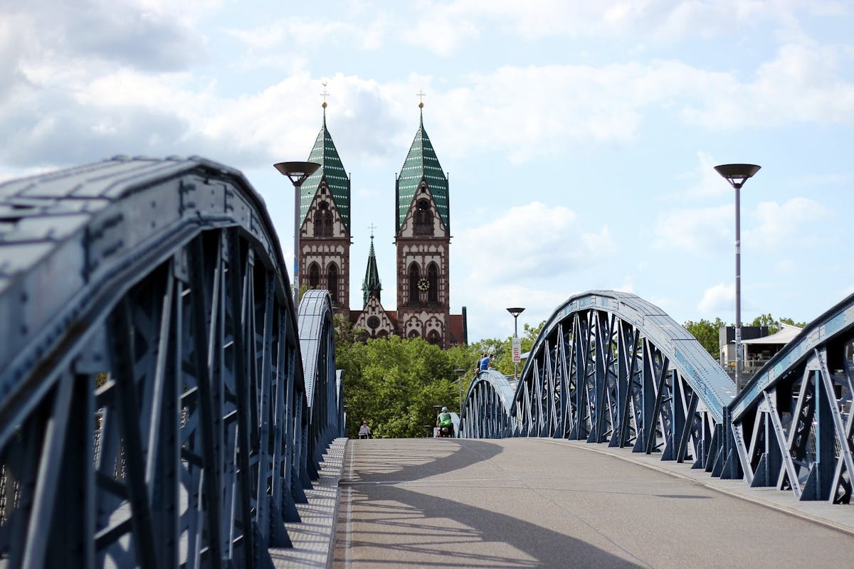 Exklusive Privatführung durch Freiburgs Architektur mit einem Einheimischen