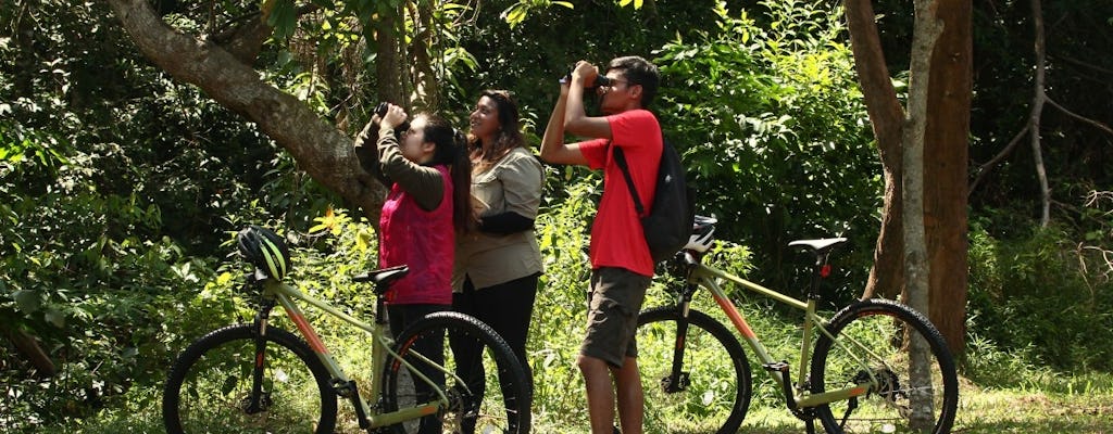 Tour guidato in bicicletta in campagna a Langkawi