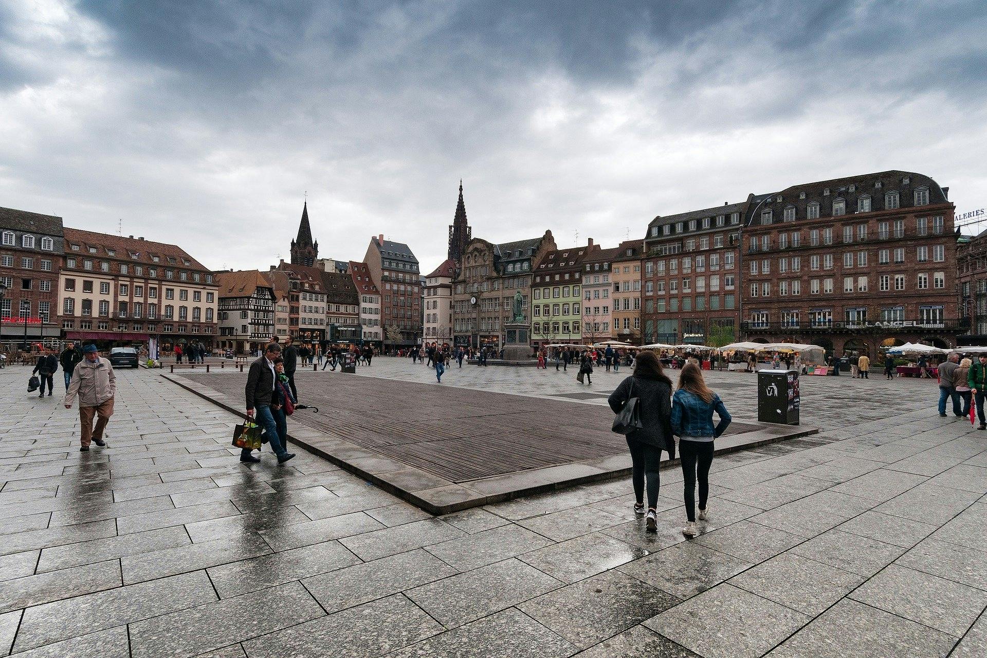 Excursão guiada privada exclusiva pela história de Estrasburgo com um local