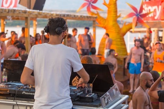 Silent Disco de Laganas