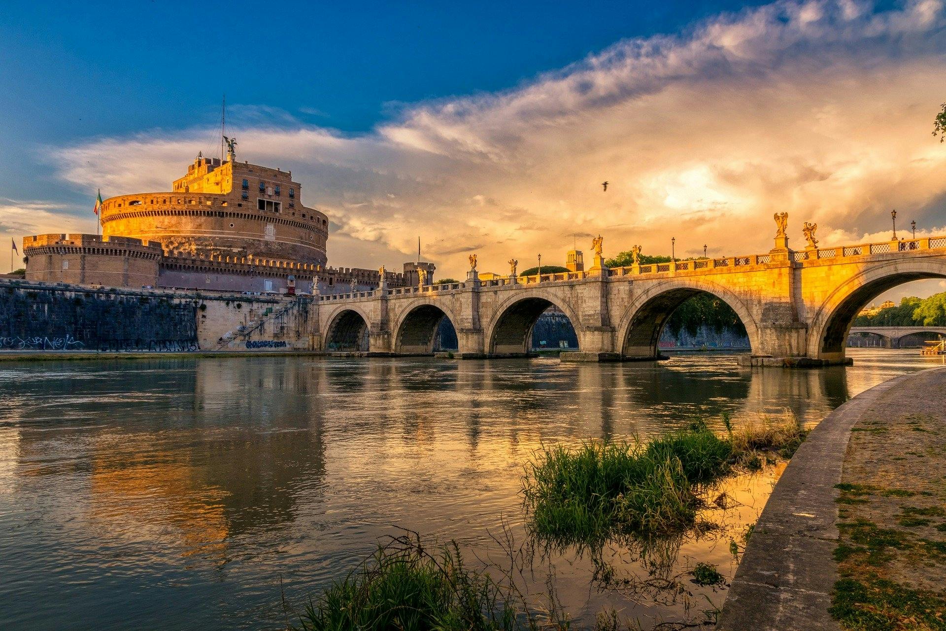 Castel Sant'Angelo of Rome skip-the-line entrance and guided tour