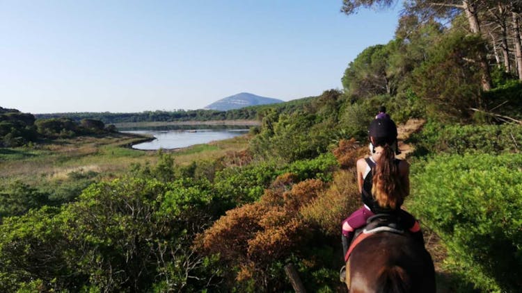Horseback riding in Porto Ferro and Lake Baratz