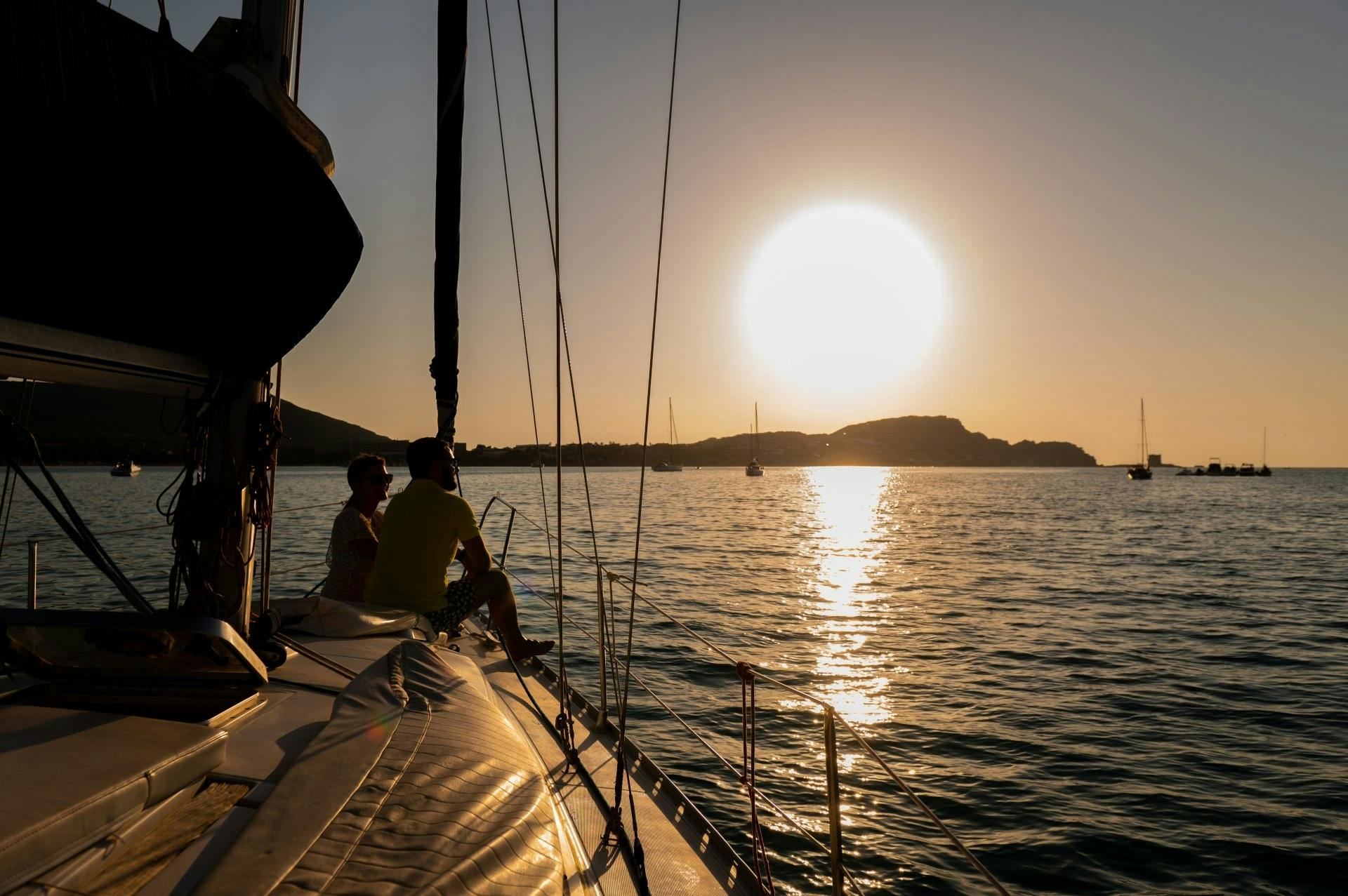 Sunset excursion by sailboat from Stintino to Asinara National Park