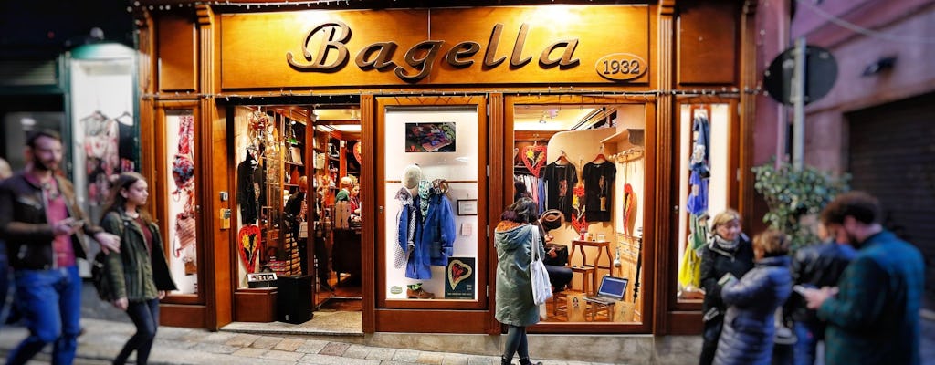 Bezoek aan een historische traditionele Sardijnse kledingwinkel