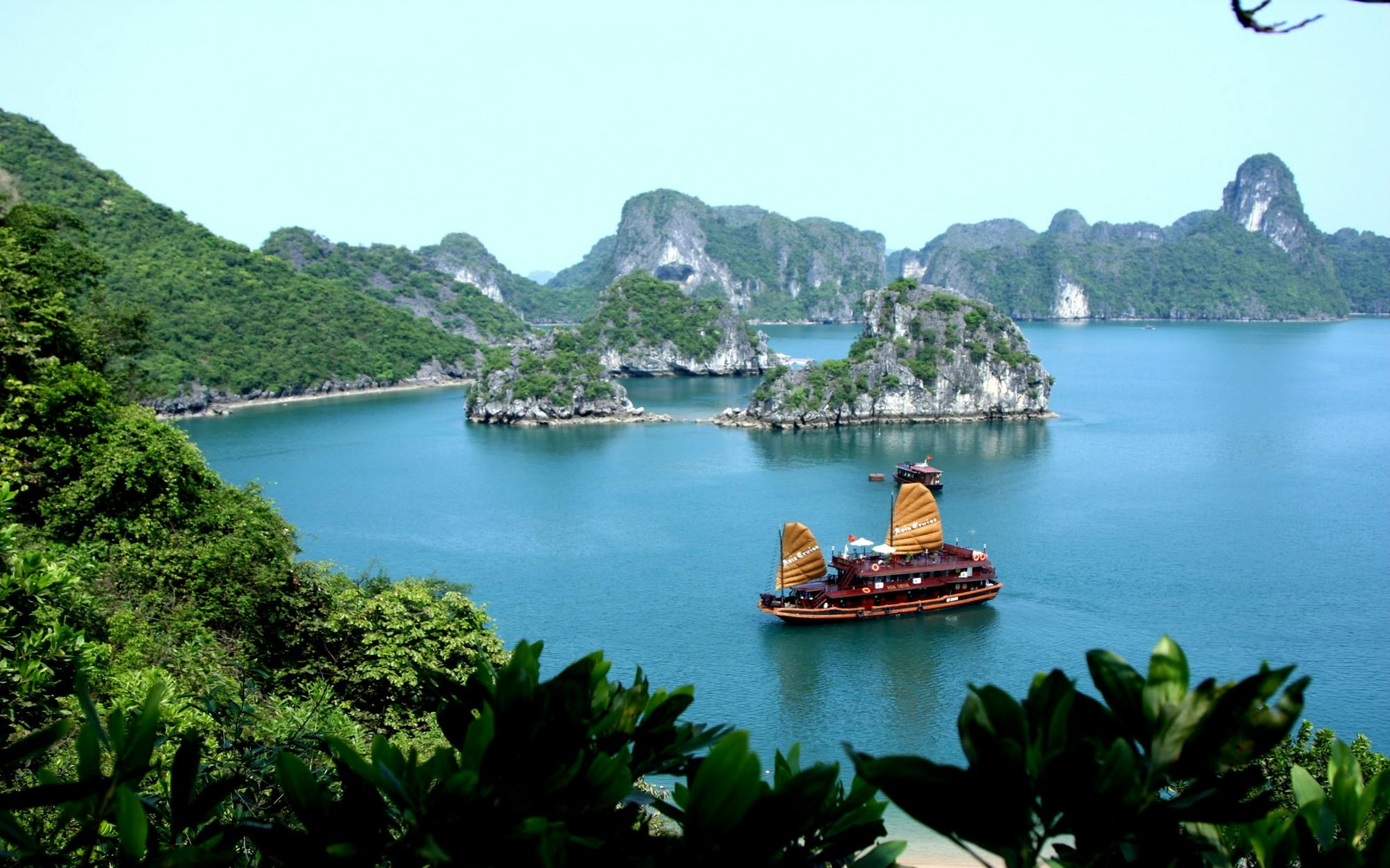 Halong Bay 3 Tage und 2 Nächte auf Bootsfahrt von Hanoi
