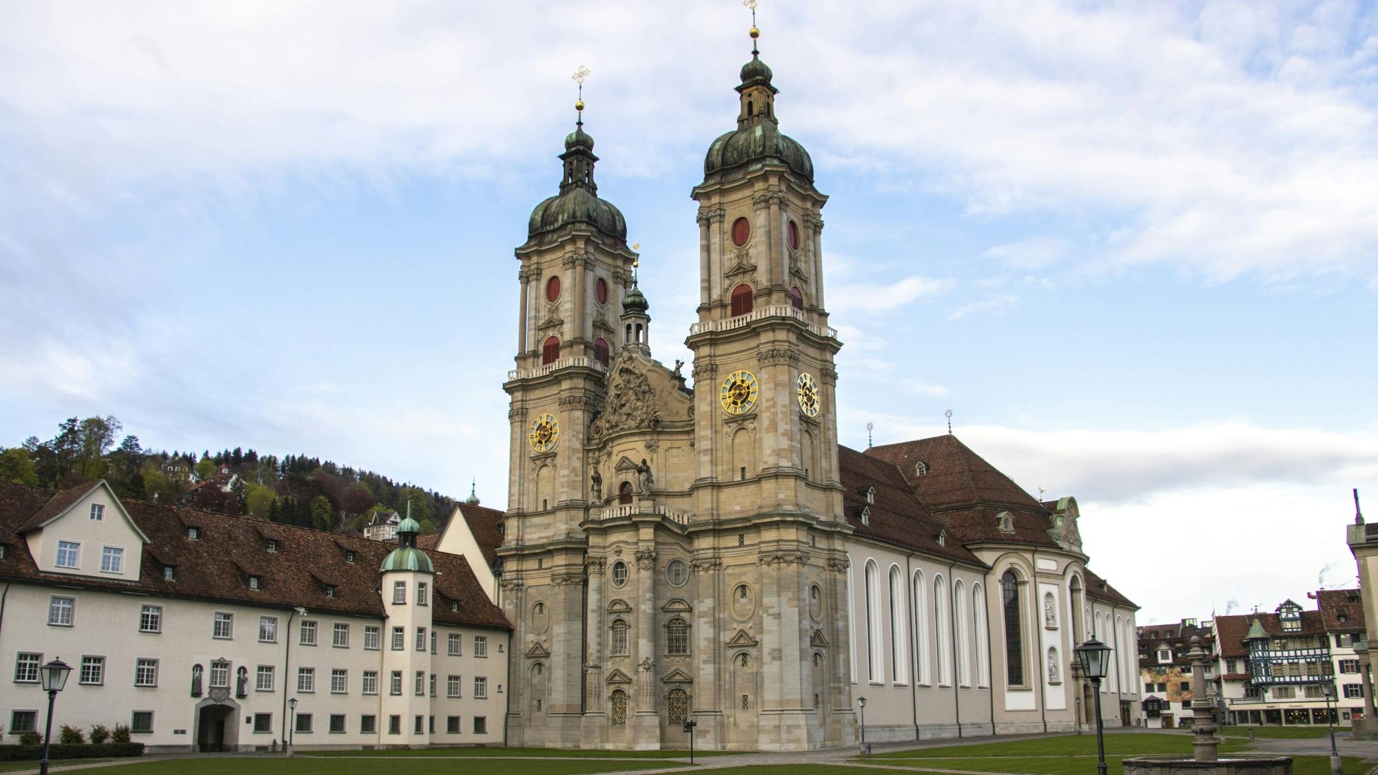 Ekskluzywna historyczna piesza wycieczka po St.Gallen z miejscowym