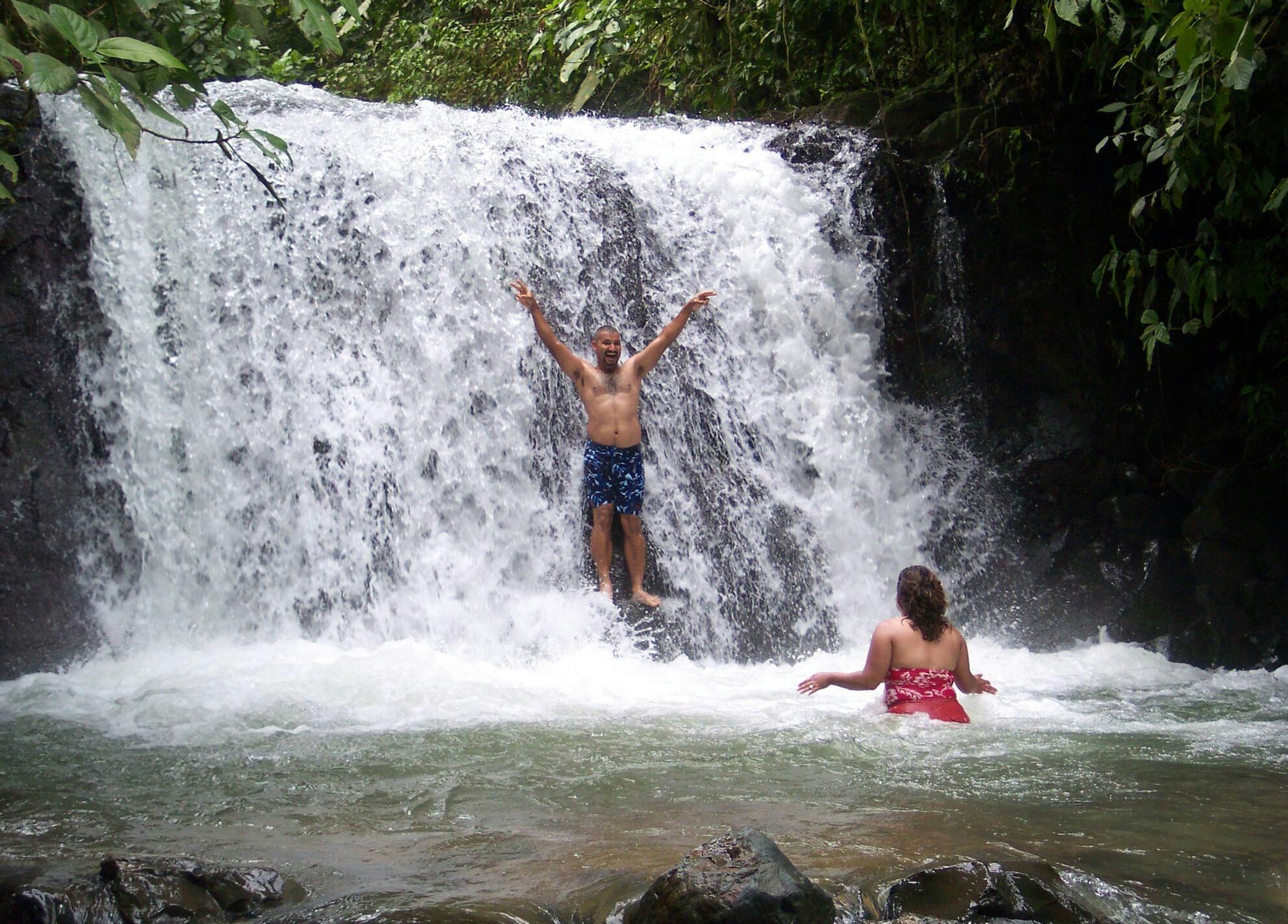 Tucanes Organic Farm, Horseride and Cascade