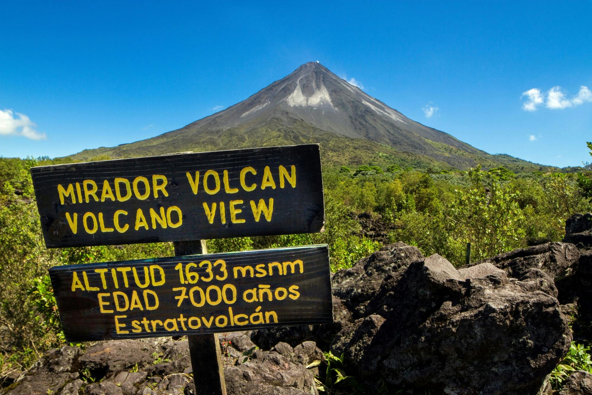 Randonnée dans le parc national du volcan Arenal avec promenade en bateau