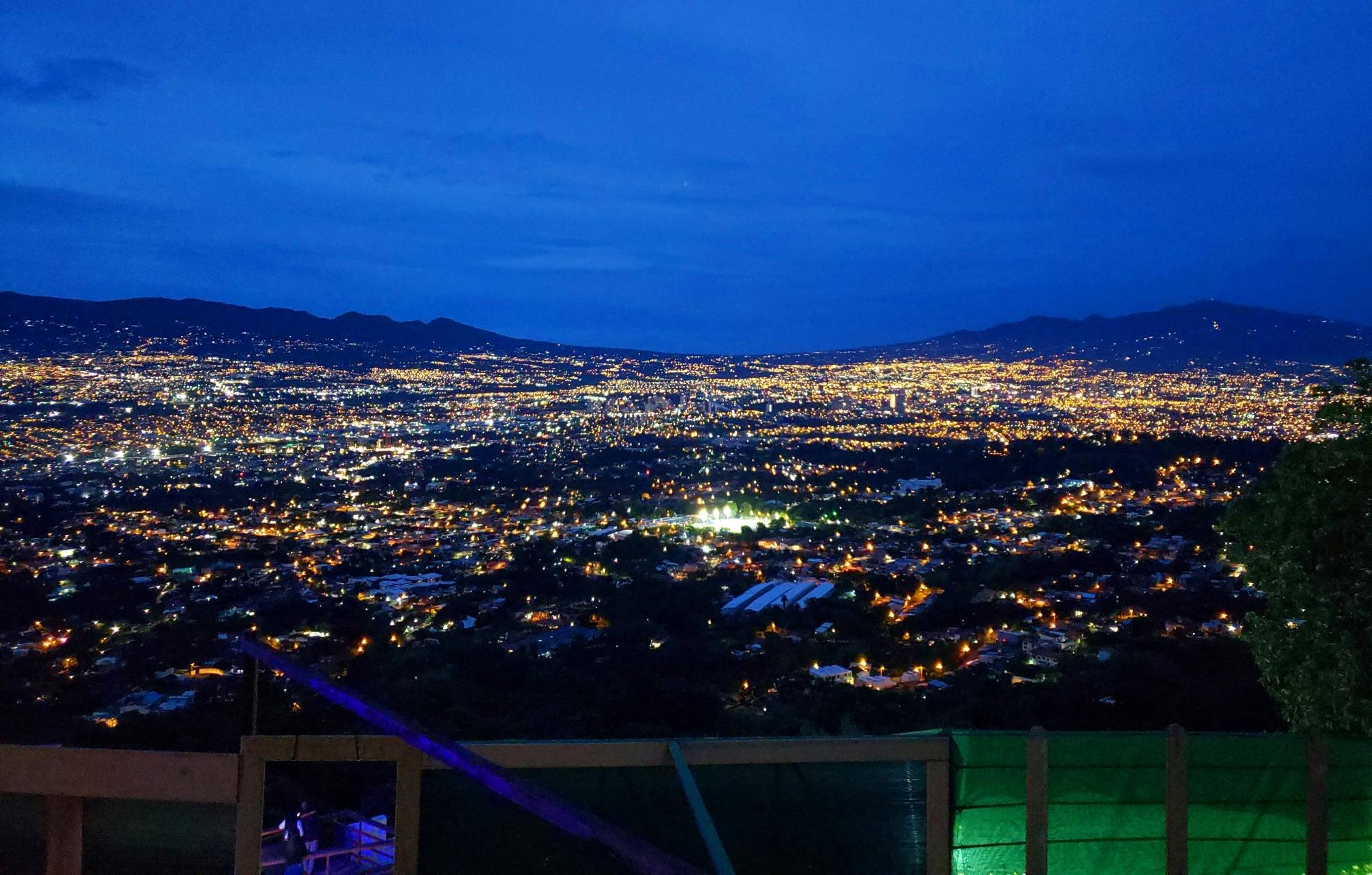 Tiquicia Viewpoint with Dinner and Show