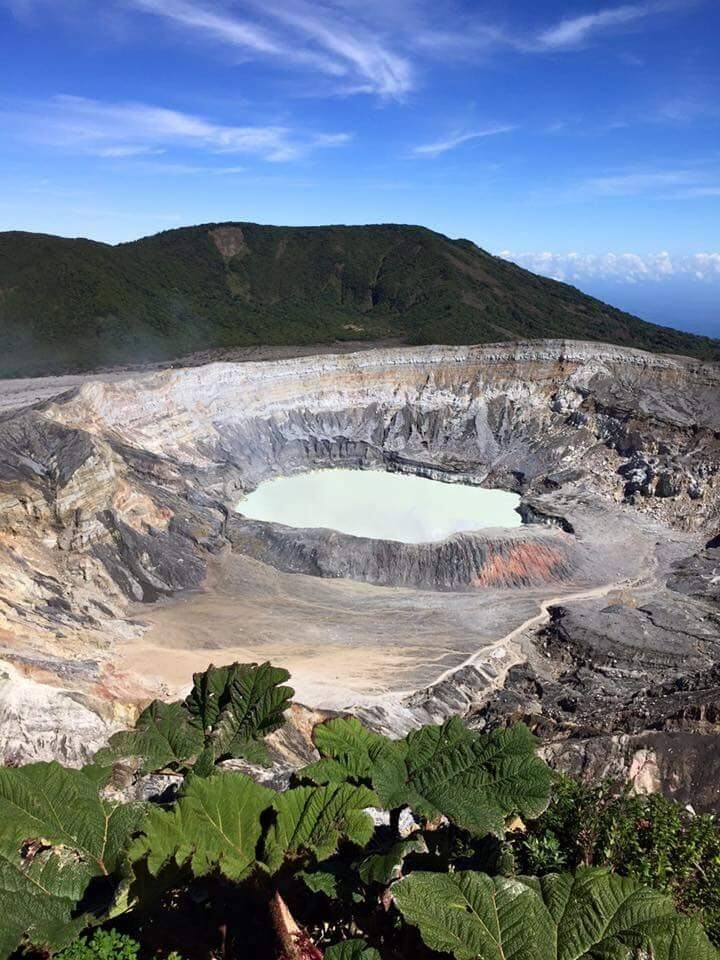 Domaine de Doka, volcan Poas et jardins de la cascade de La Paz