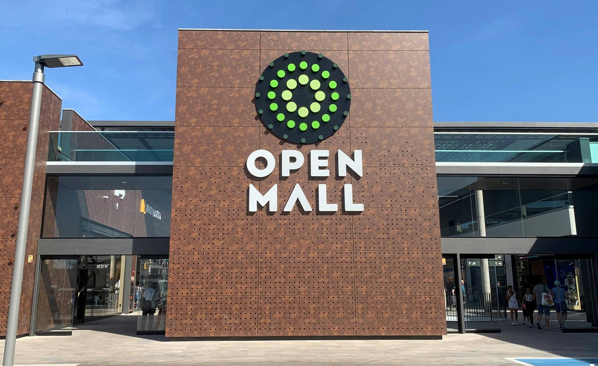 Shopping à l'Open Mall d'Arrecife, Lanzarote