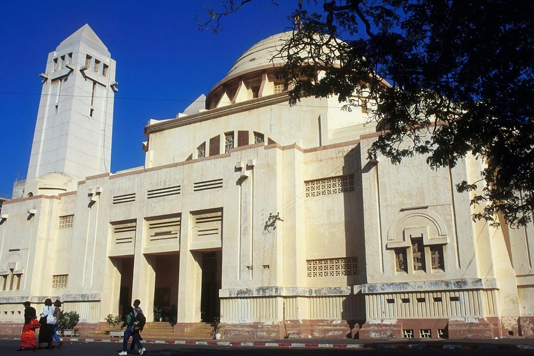 Dakar and Gorée island full day tour from Saly or Somone