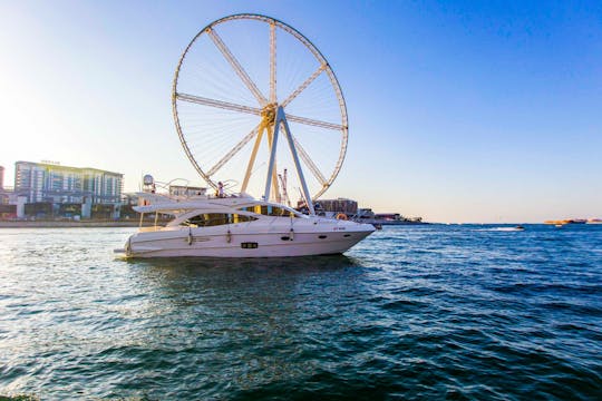 Dubai Luxus-Yachtkreuzfahrt - 56 Fuß Yacht Vassia