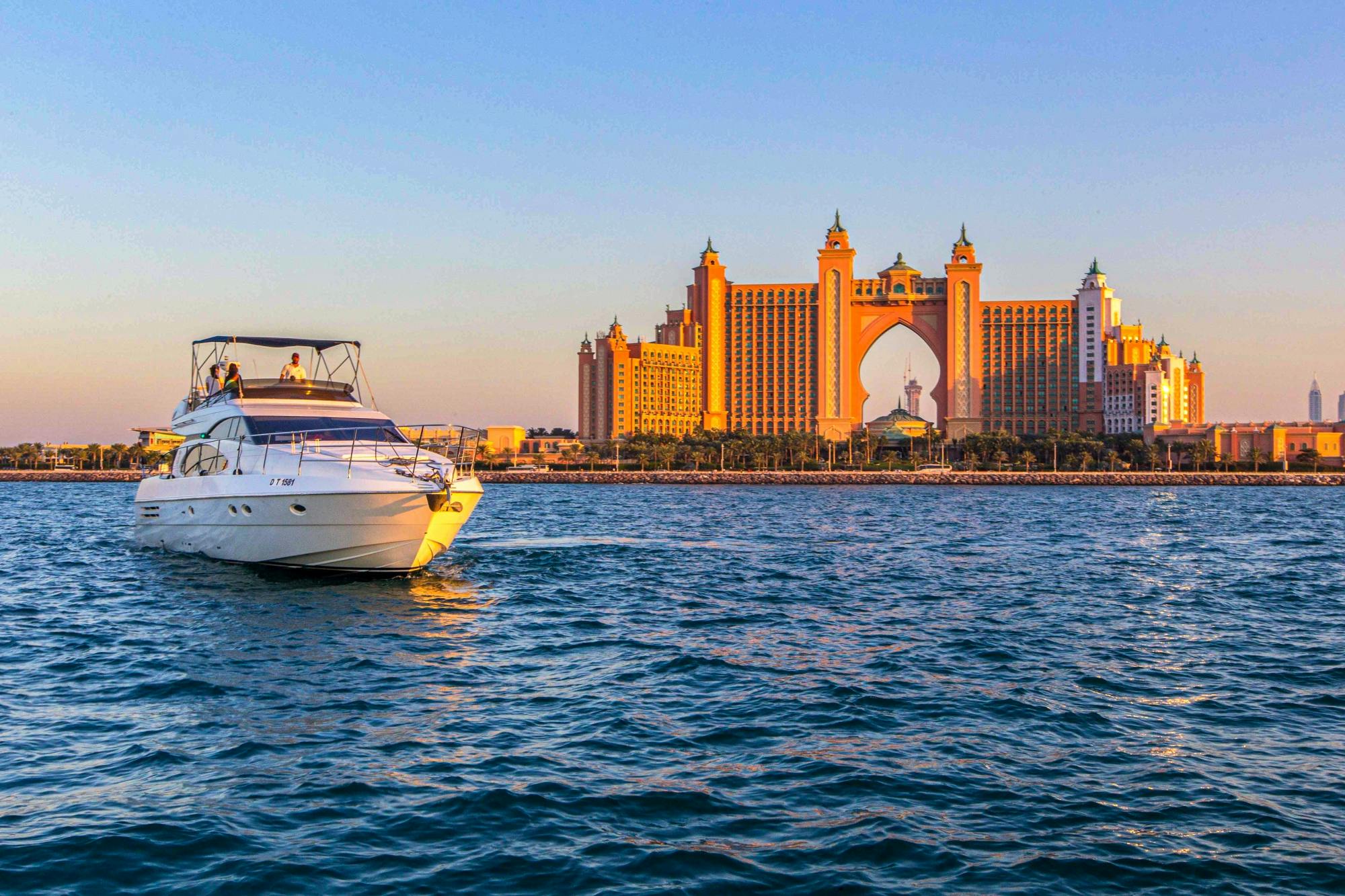 Dubai luxury yacht private cruise on the 58 ft. Etosha Musement