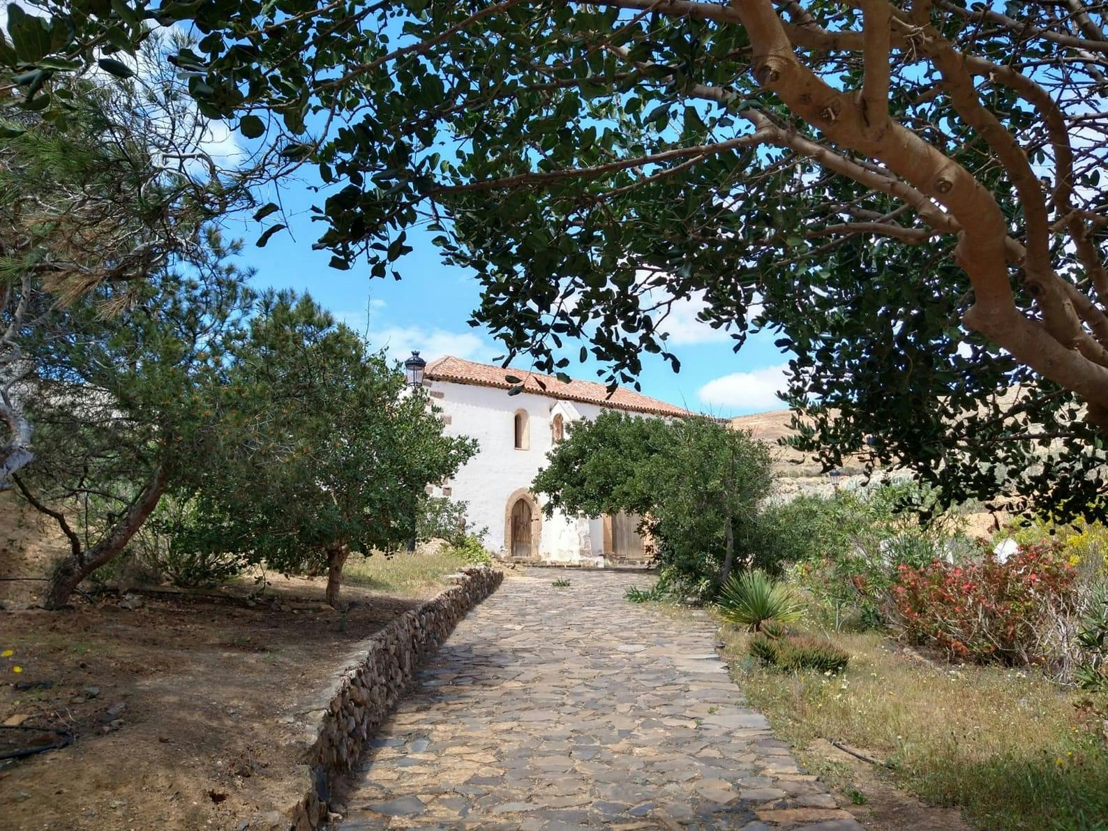 Private Guided Tour of Betancuria and Local Speciality Tastings