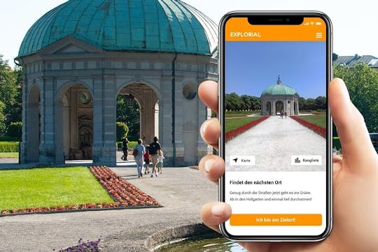 Munich exploration walking tour with smartphone game