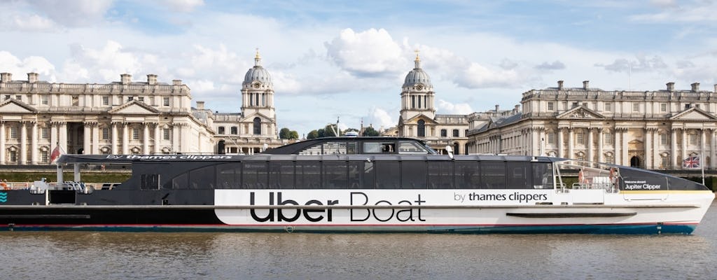 IFS Cloud-kabelbaanrit en Uber-boot door Thames Clippers enkele reis