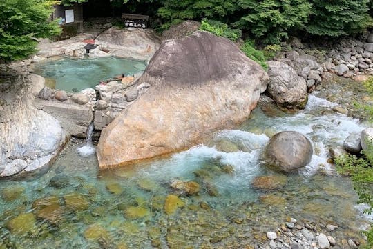 Hot spring tour from Takayama