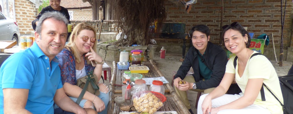 Tagesausflug zum alten Dorf Duong Lam von Hanoi aus