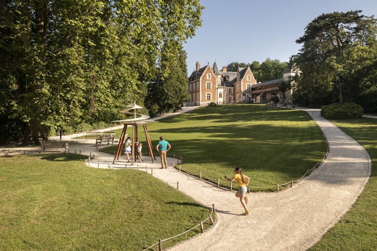 Skip-the-line ticket for Château du Clos Lucé