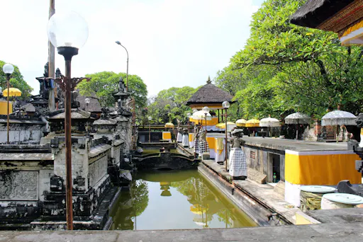 Private Denpasar City Guided Tour with Heritage Hotel Snack