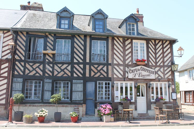 Private guided tour of Honfleur and Pays d'Auge