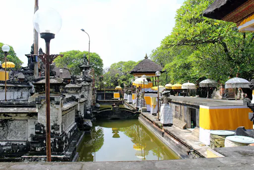 Private Denpasar City Guided Tour with Heritage Hotel Snack