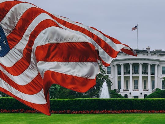 White House museum and the president's park self-guided audio tour