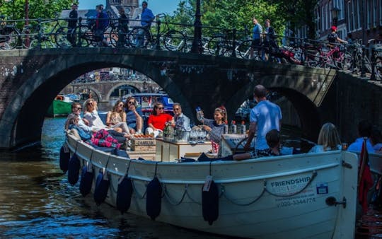 Bilhetes para a vida noturna de Amsterdã e cruzeiro Friendship pelos canais
