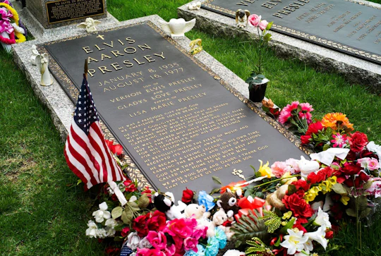 Chicago Graceland Cemetery self-guided audio tour