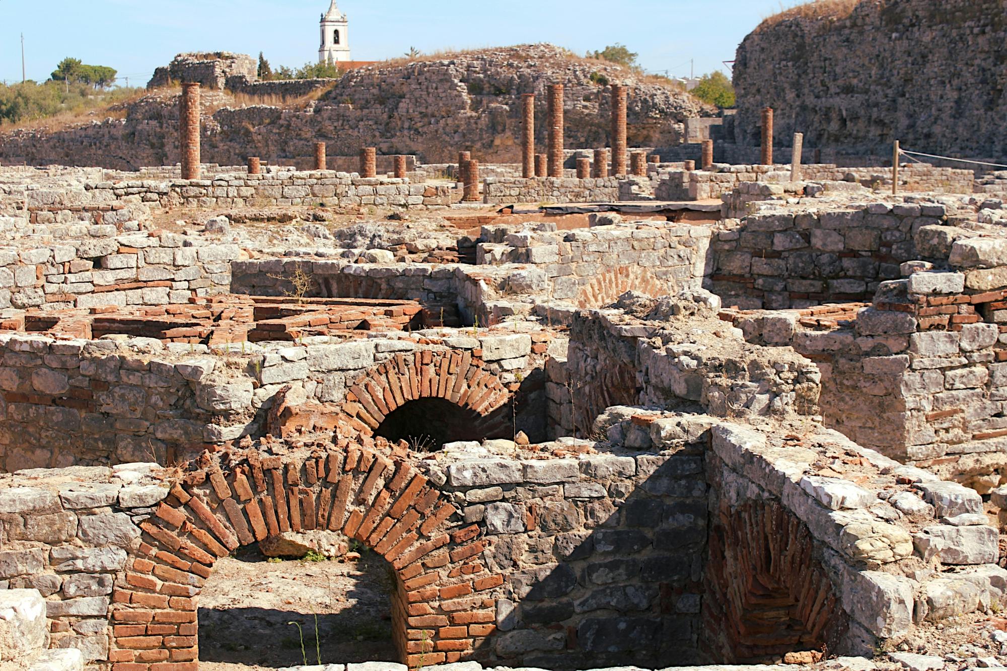 Ruiny rzymskie Conímbriga, półdniowa wycieczka do Serra do Sicó i Rabaçal