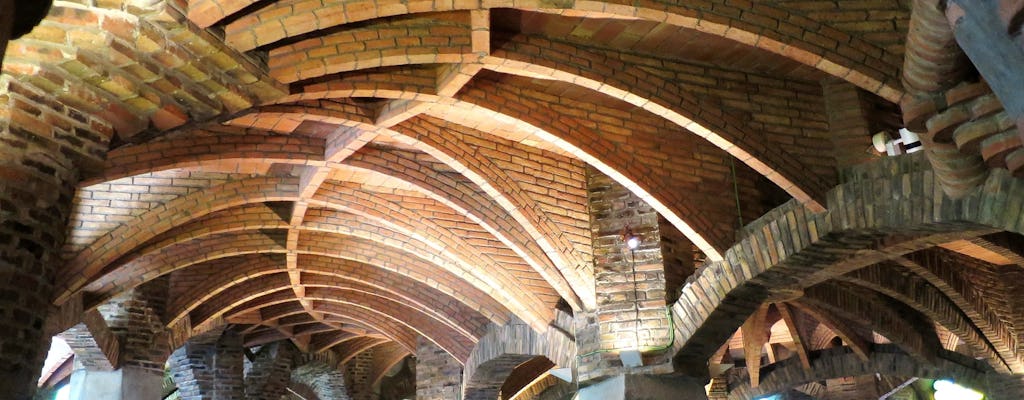 Visite guidée de la crypte Gaudí à Colonia Güell