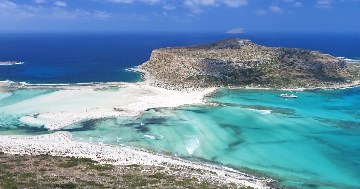 Boat tour of the Gramvousa Peninsula with Balos Lagoon from Heraklion
