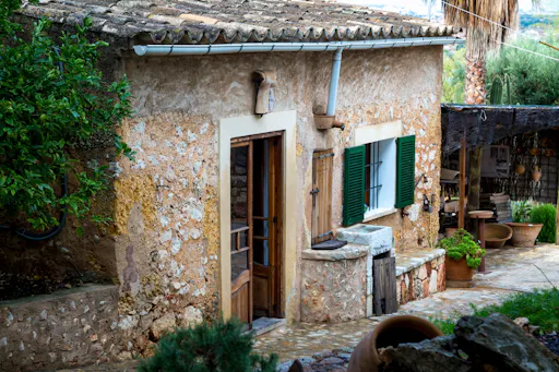 Majorca Winery Visit with Wine Tasting and Lunch