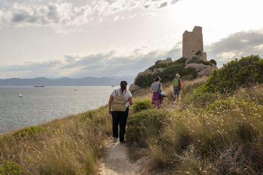 Excursión de trekking en el Colle de Sant'Elia desde Cagliari