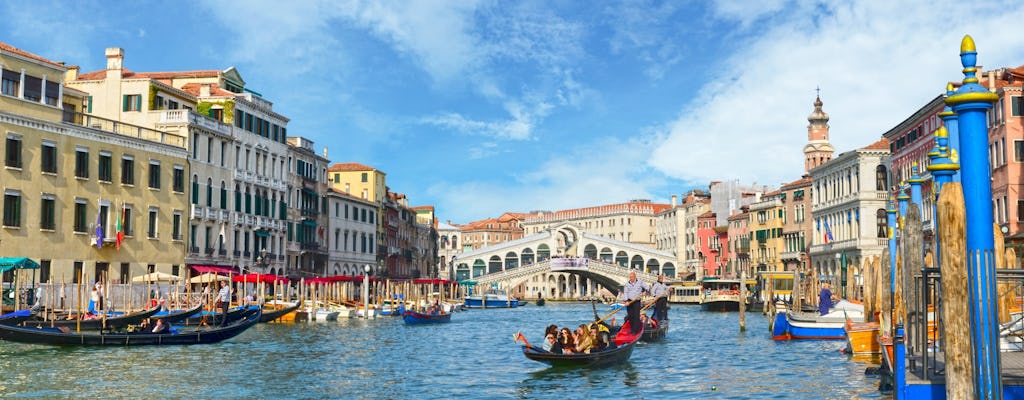 Venice walking tour with optional aperitivo and cruise