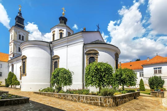 O Mosteiro de Krusedol e Novi Sad