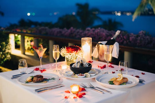 Culinaire beleving in een luxe villa met een chef-kok in St. Lucia