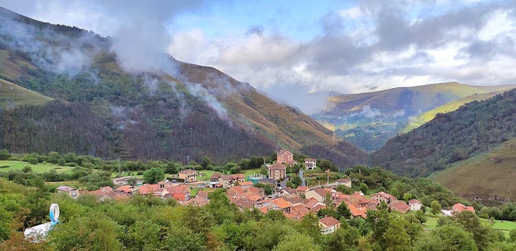 Pilgrimage day to the Monastery of Santo Toribio de Liébana from Santander