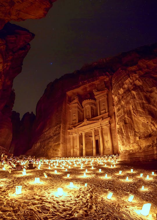 Visite privée de jour et de nuit de Petra au départ de la mer Morte