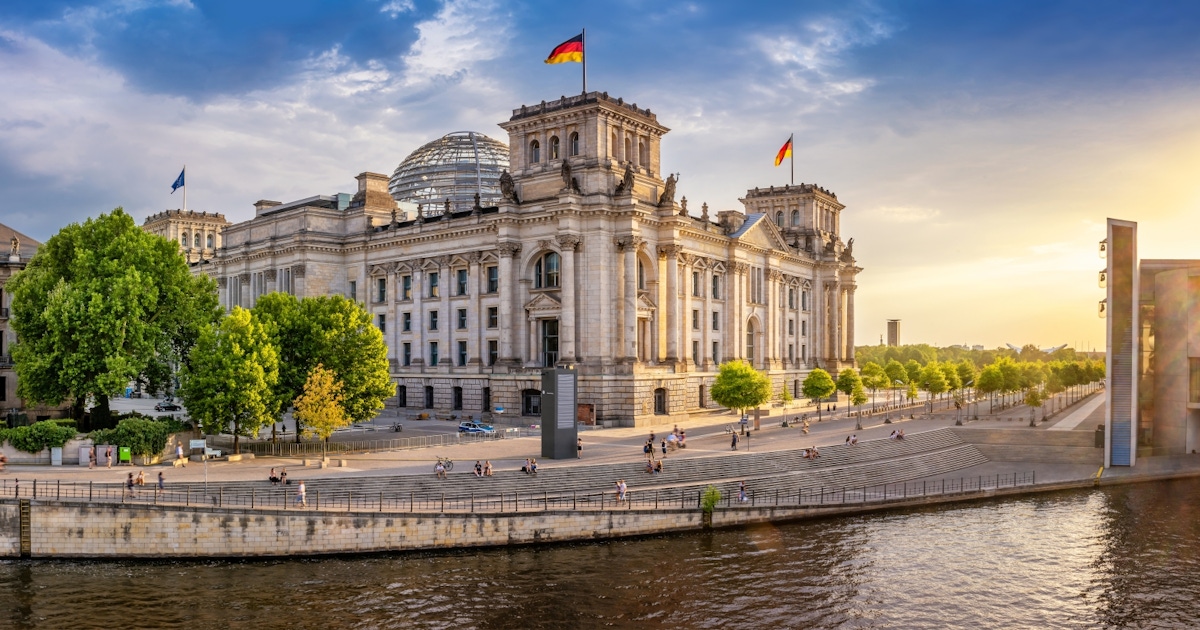 reichstag tour in english